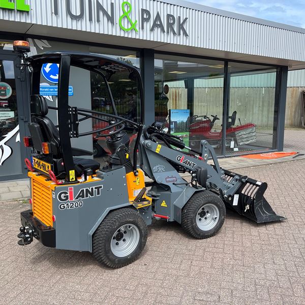 Giant Kniklader G1200 1.2 Ton Inc. bak Giant G1200 huren 2